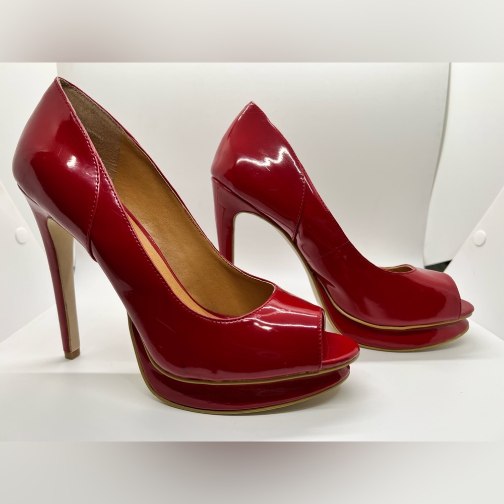 Red Platform Pump Size 8.5M